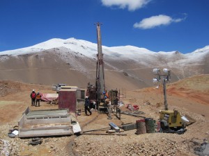 A lonely drill rig at Los Helados, high in the Atacama desert (Photo: NGEx Resources Inc.)