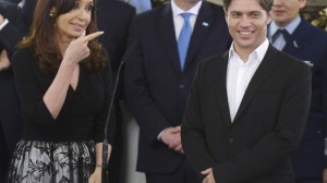 Argentine Economy Minister Axel Kicillof (right) and President Cristina Fernandez de Kirchner (left) (Photo: Diego Giudice/Bloomberg)